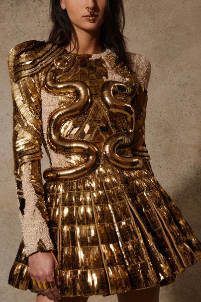 Look 24